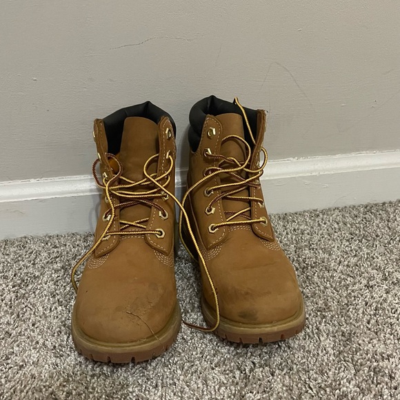 Timberland Boots - Picture 2 of 5